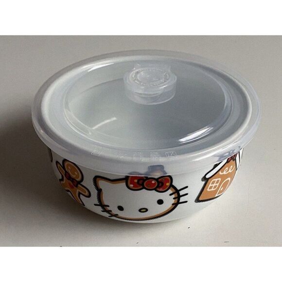 Hello Kitty Christmas Pressure Lid Ceramic Food Storage Bowl Container Small NEW - Picture 3 of 10